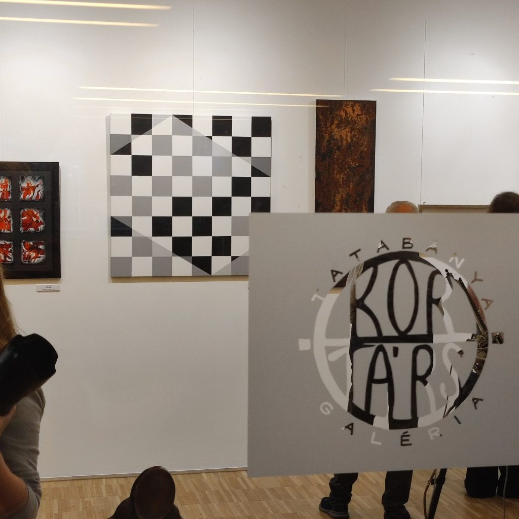 Beszámoló a XVI. Tatabányai Őszi Tárlat megnyitójáról